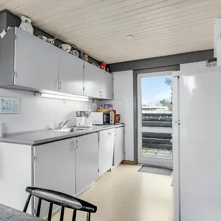 3 Bedroom Lovely In Prázdninový dům
